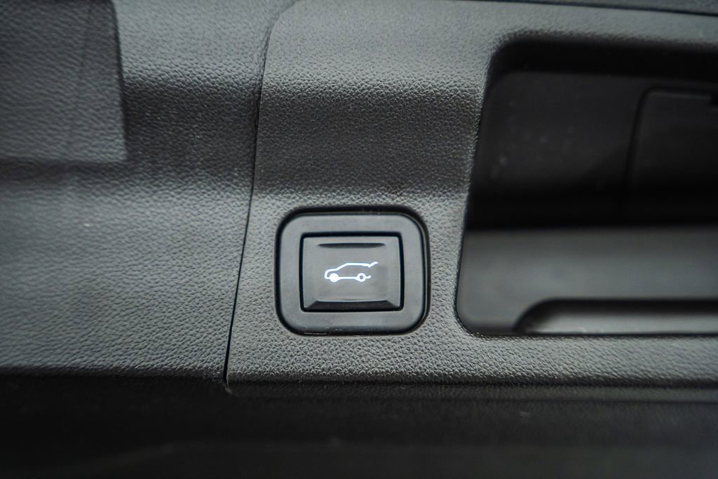 Used 2021 GMC Acadia AT4 w/ Trailering Package AWD/4WD image 12