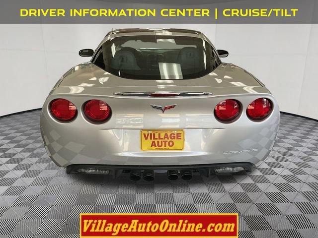 Used 2007 Chevrolet Corvette Coupe w/ Preferred Equipment Group RWD image 3