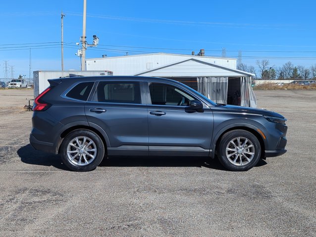 Used 2023 Honda CR-V EX image 4