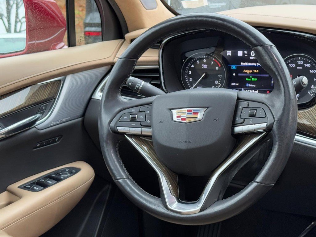 Used 2020 Cadillac XT6 Premium Luxury w/ Platinum Package image 13