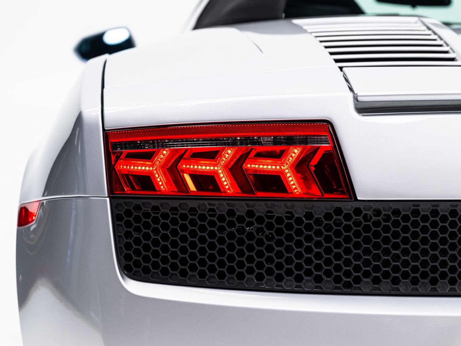 Used 2011 Lamborghini Gallardo LP 560-4 AWD/4WD image 96