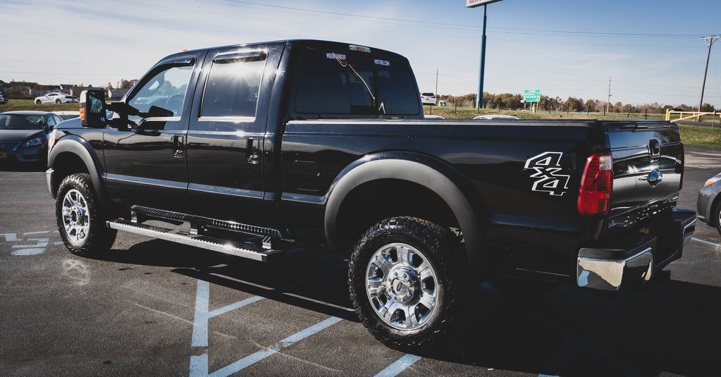 Used 2016 Ford F350 Lariat image 26