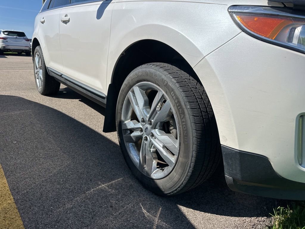 Used 2013 Ford Edge Limited AWD/4WD image 4