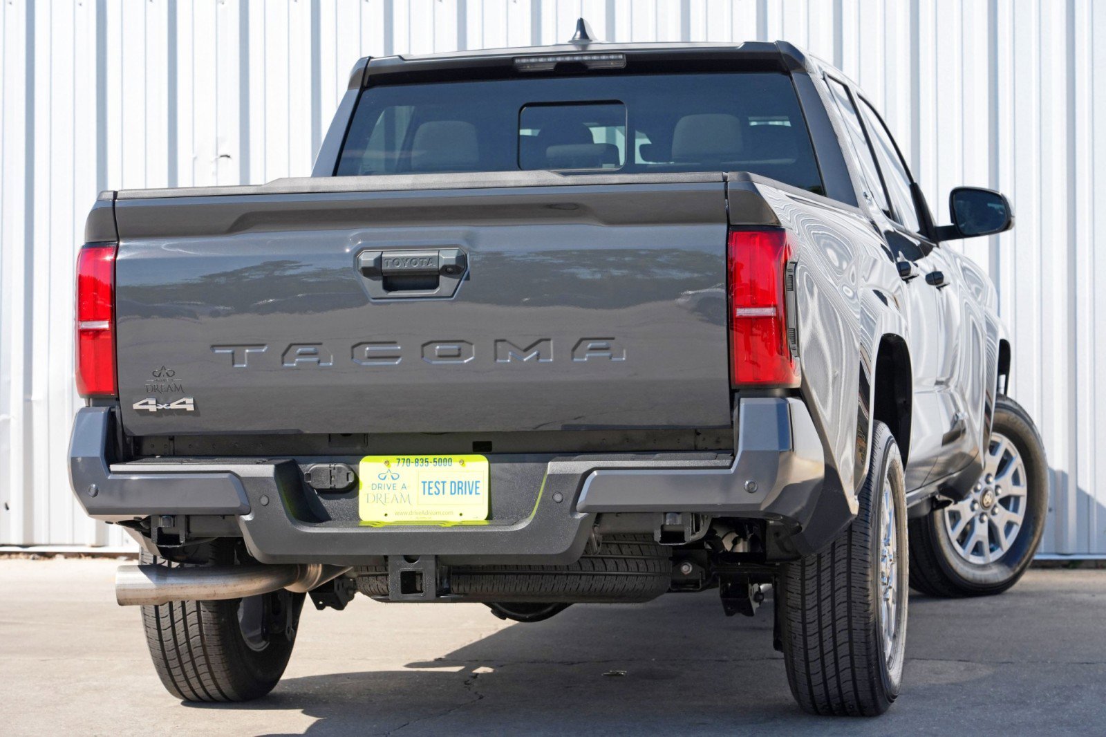 Used 2024 Toyota Tacoma SR5 w/ SR5 Upgrade Package image 5