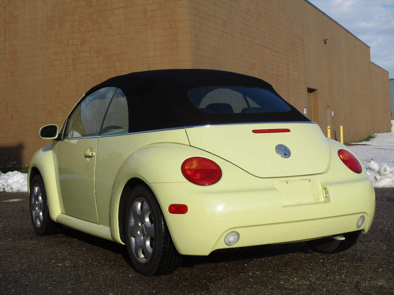 Used 2003 Volkswagen Beetle GLS image 6