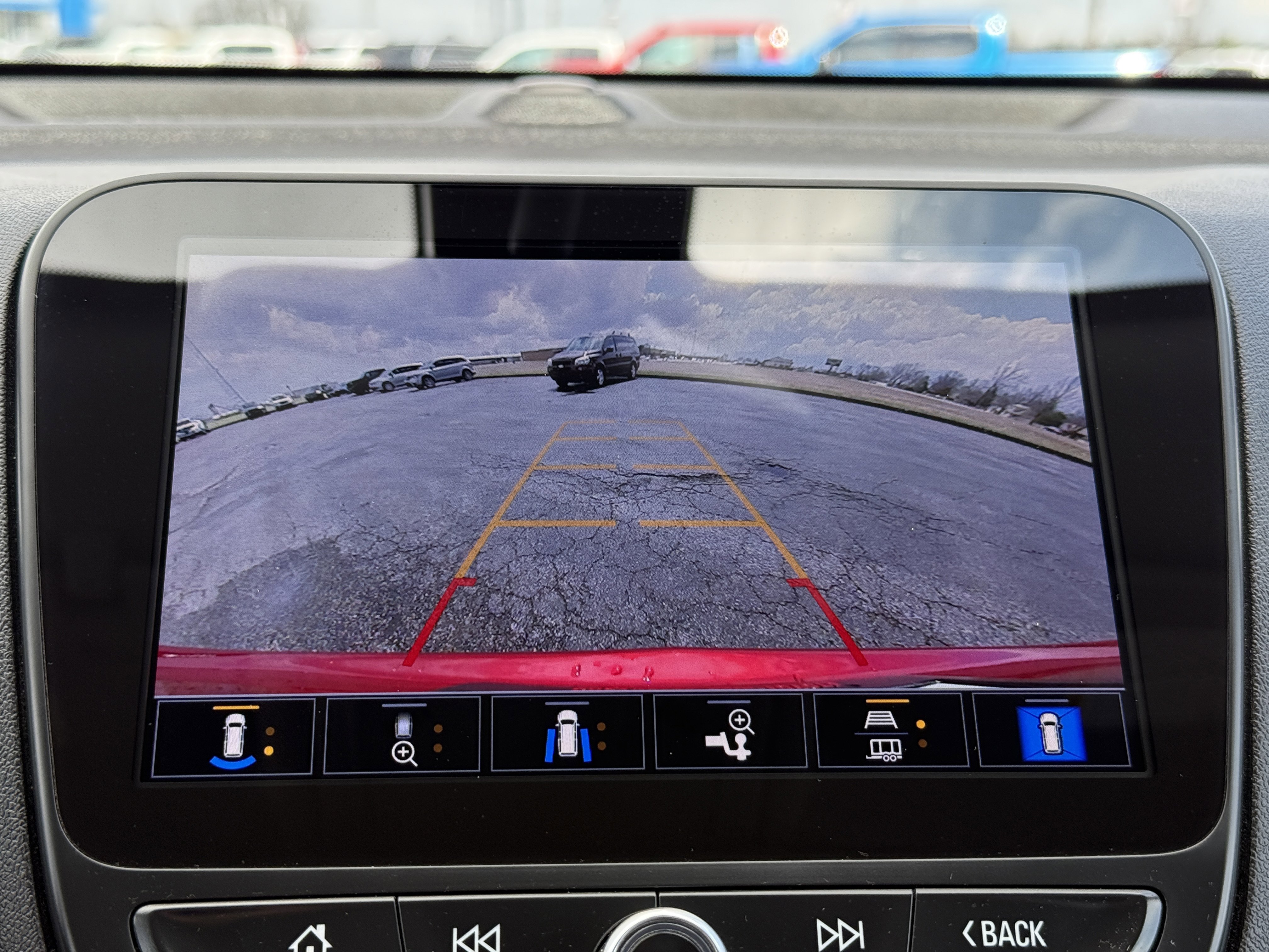 Used 2024 Chevrolet Equinox LT image 30