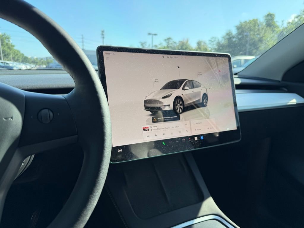 Used 2022 Tesla Model Y Long Range image 24