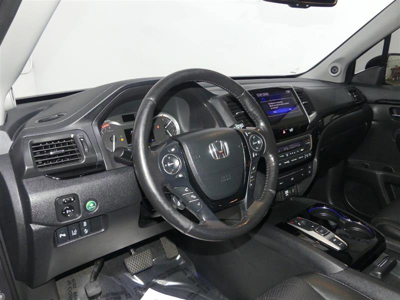Used 2018 Honda Pilot Elite image 24