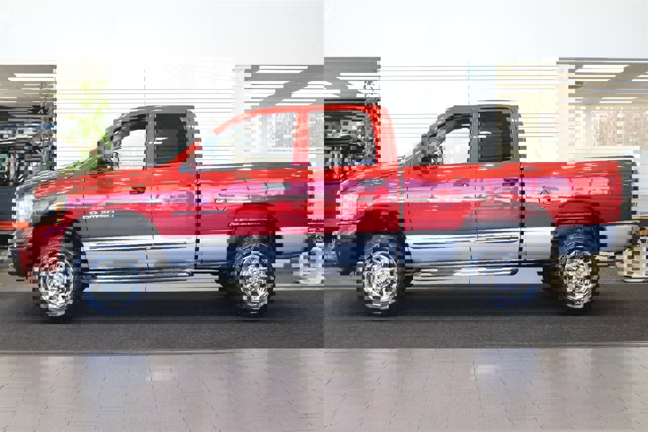 Used 2006 Dodge Ram 2500 Truck Laramie w/ Trailer Tow Group image 4