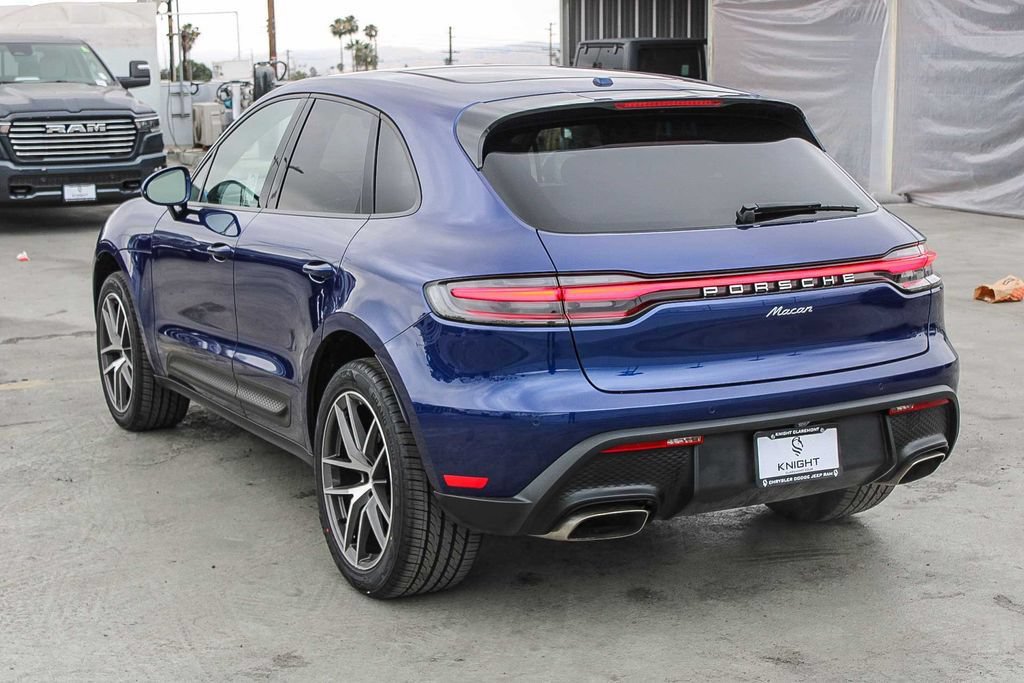 Used 2022 Porsche Macan AWD/4WD image 7