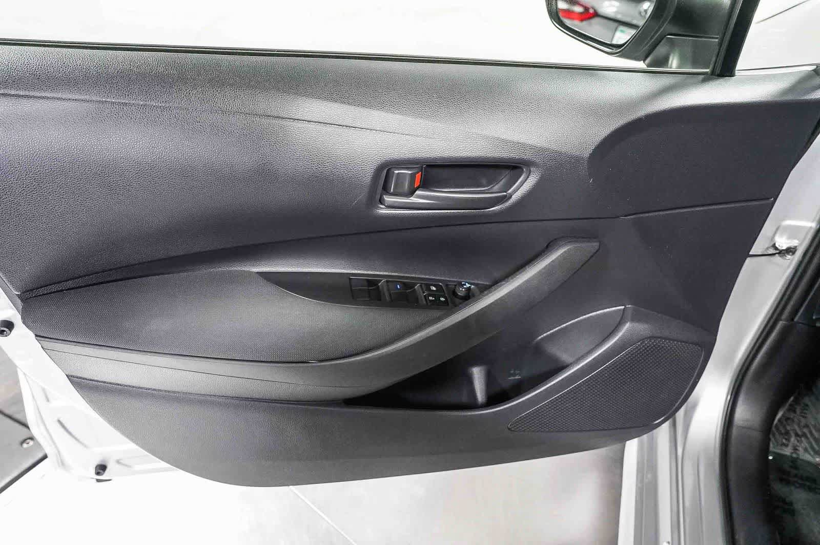 Certified 2022 Toyota Corolla LE FWD image 22