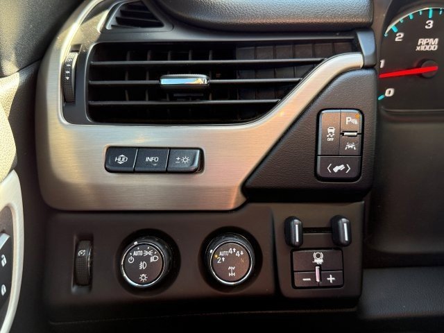 Used 2017 GMC Yukon Denali w/ Open Road Package image 40