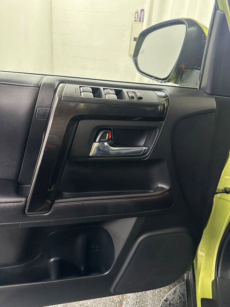 Used 2022 Toyota 4Runner TRD Pro AWD/4WD image 9