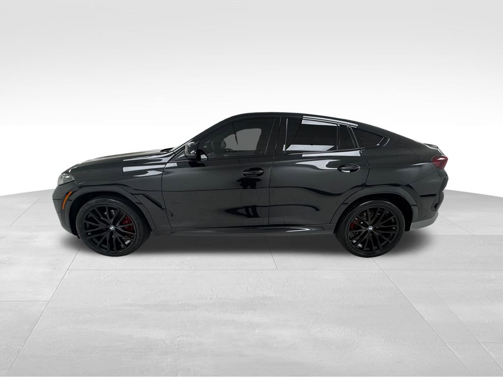 Used 2024 BMW X6 xDrive40i w/ Premium Package image 4