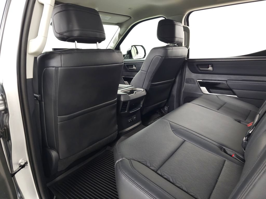 Used 2024 Toyota Tundra Limited AWD/4WD image 33