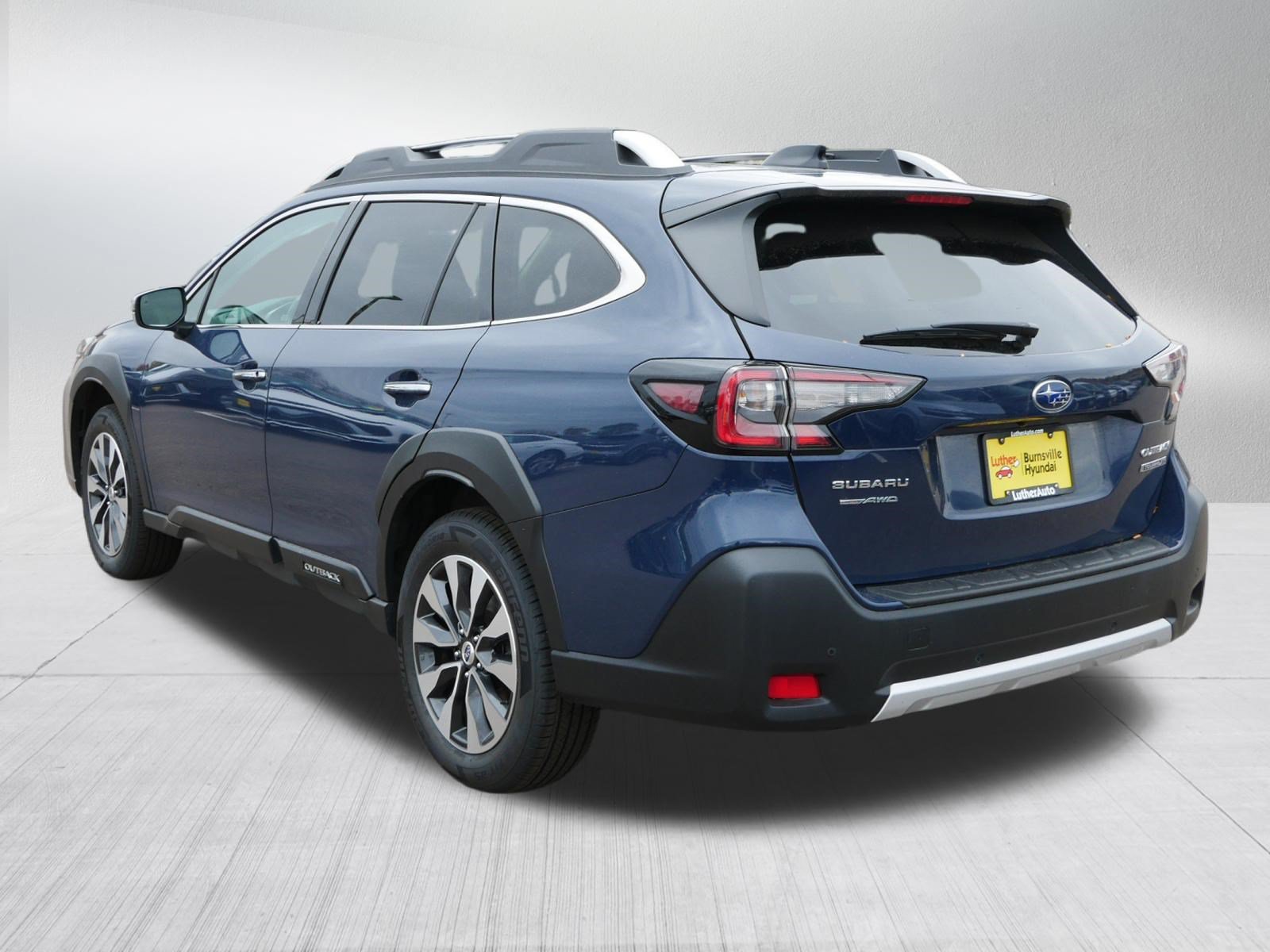 Used 2024 Subaru Outback Touring XT w/ Tech Package 3 AWD/4WD image 5