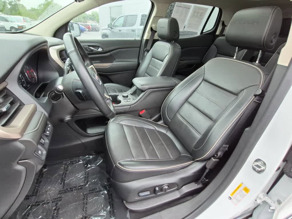Used 2023 GMC Acadia Denali w/ Denali Ultimate Package AWD/4WD image 12