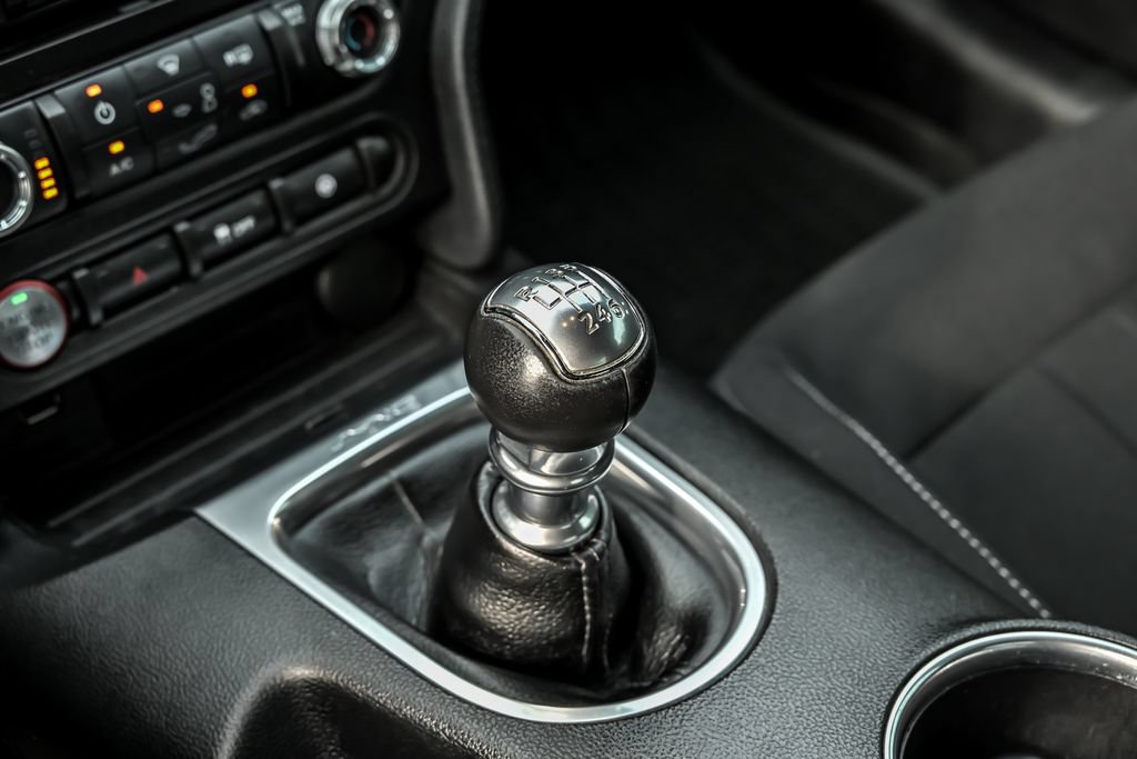 Used 2018 Ford Mustang GT w/ GT Performance Package RWD image 22
