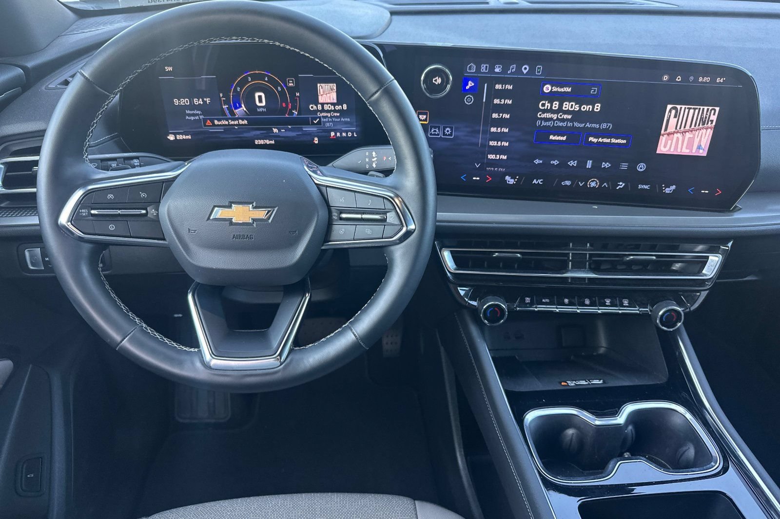 Used 2026 Chevrolet Traverse LT w/ Driver Confidence Package FWD image 16