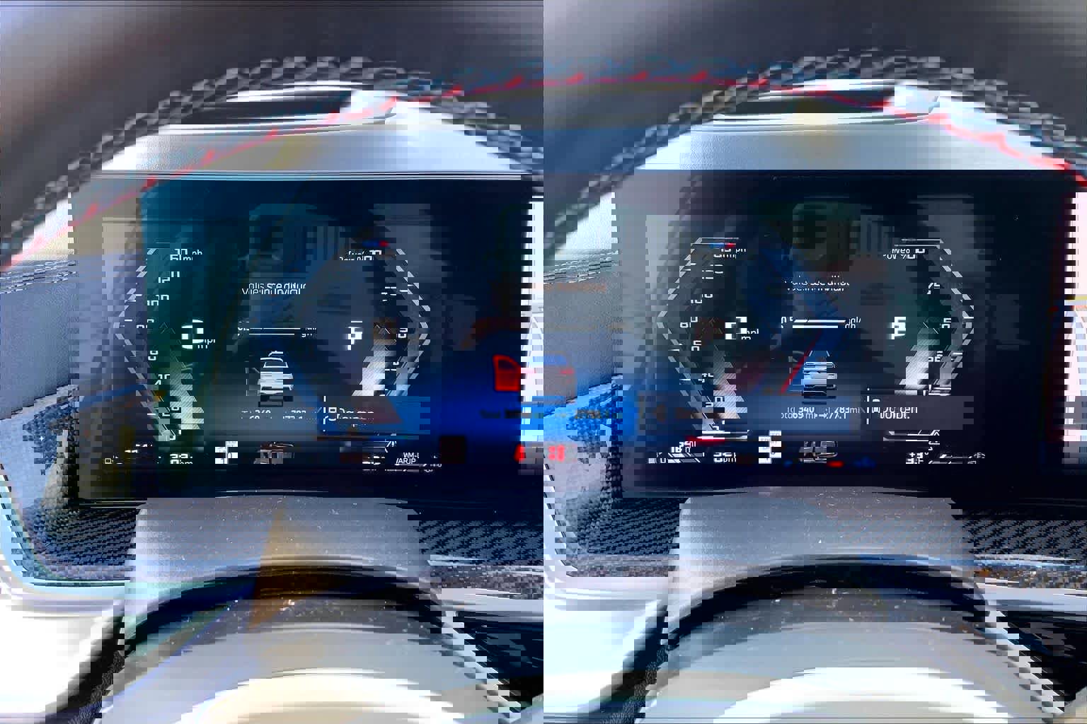 Used 2024 BMW X7 M60i w/ Executive Package image 25