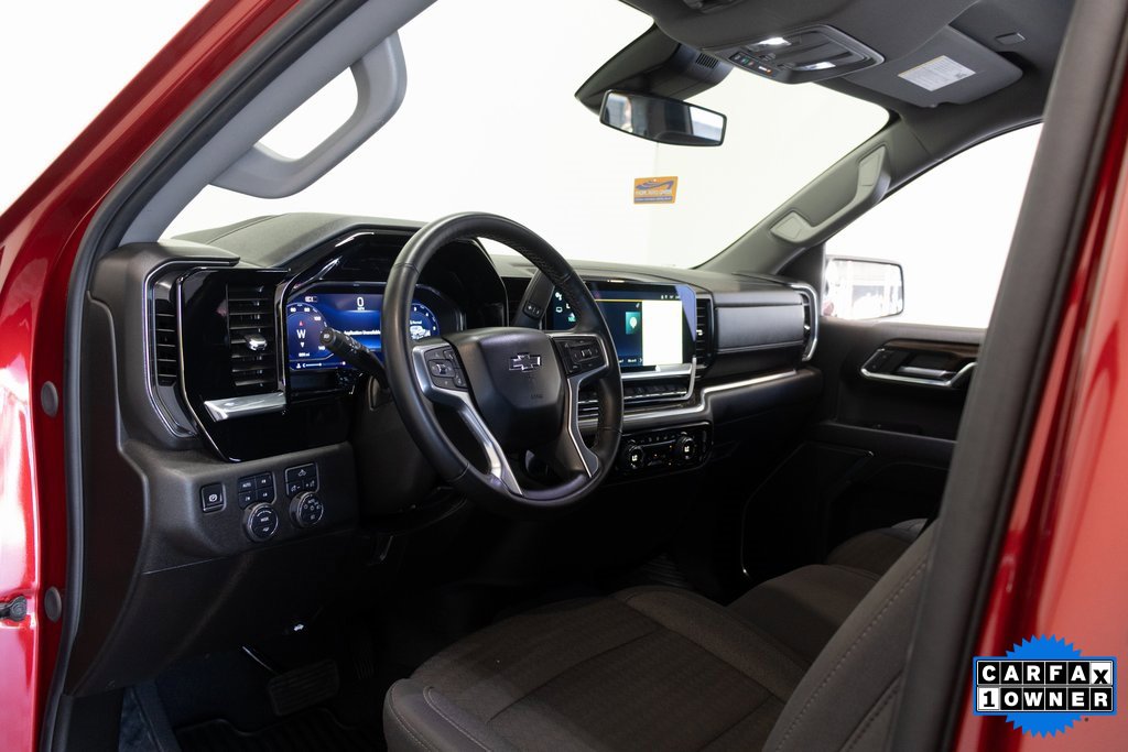 Used 2024 Chevrolet Silverado 1500 RST w/ Z71 Off-Road Package image 15