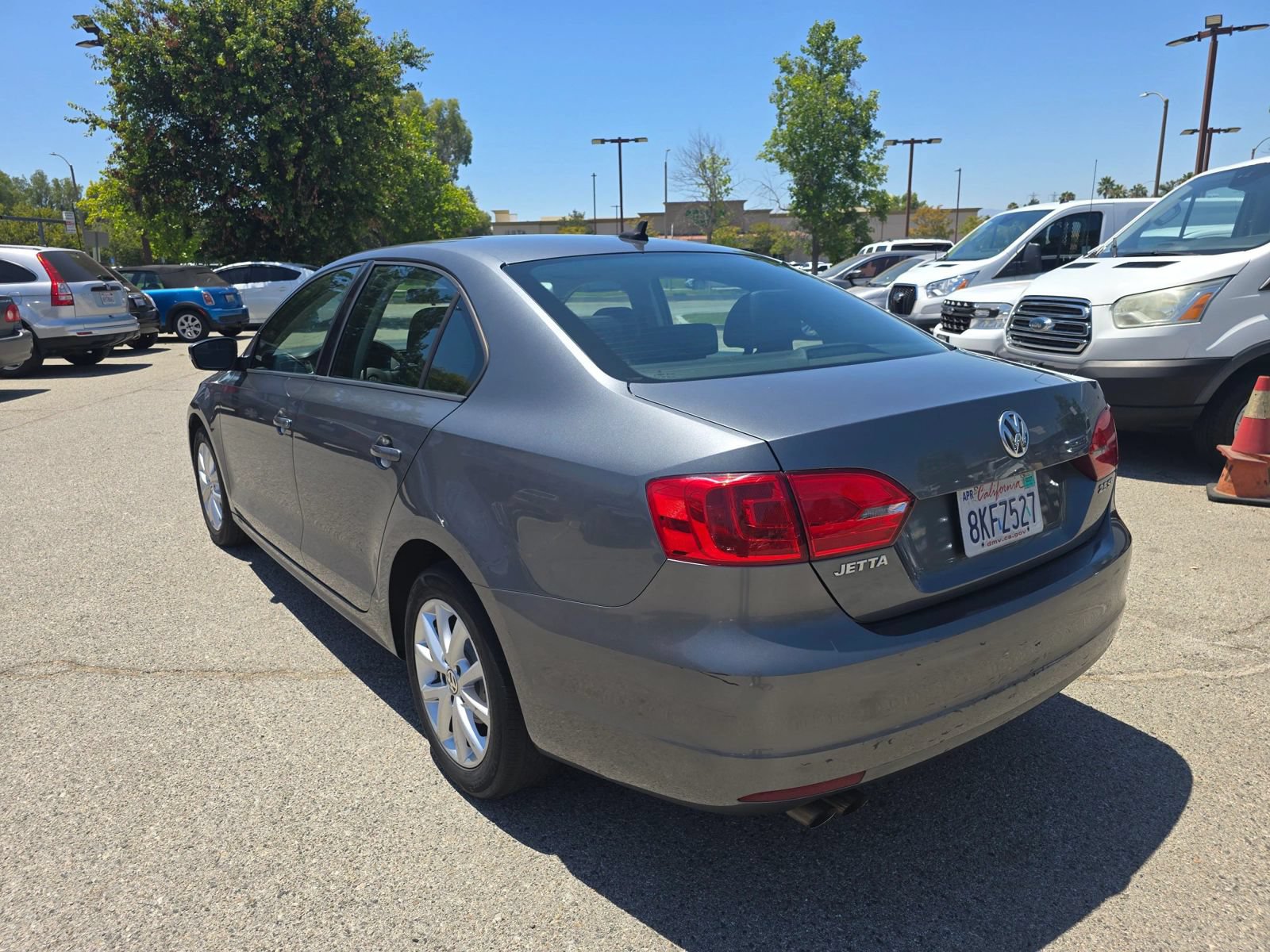 Used 2011 Volkswagen Jetta SE FWD image 7