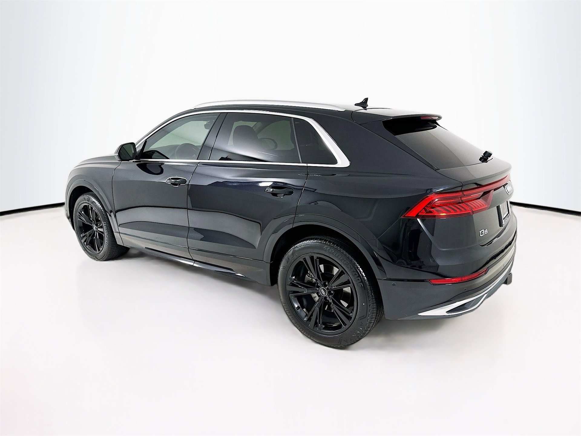 Used 2021 Audi Q8 Premium Plus image 6