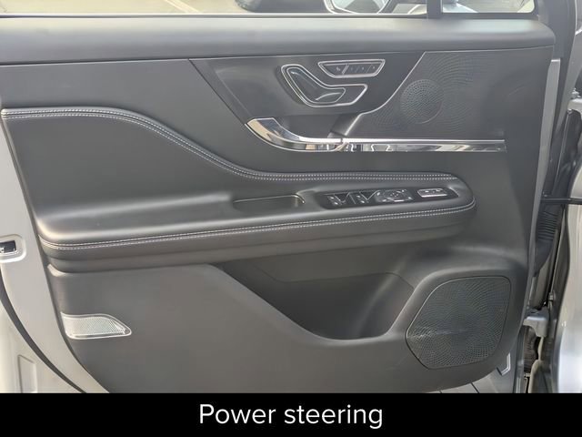 Certified 2023 Lincoln Corsair AWD w/ Equipment Group 101A image 14