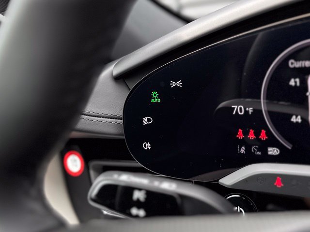 New 2026 Porsche Taycan AWD/4WD image 22