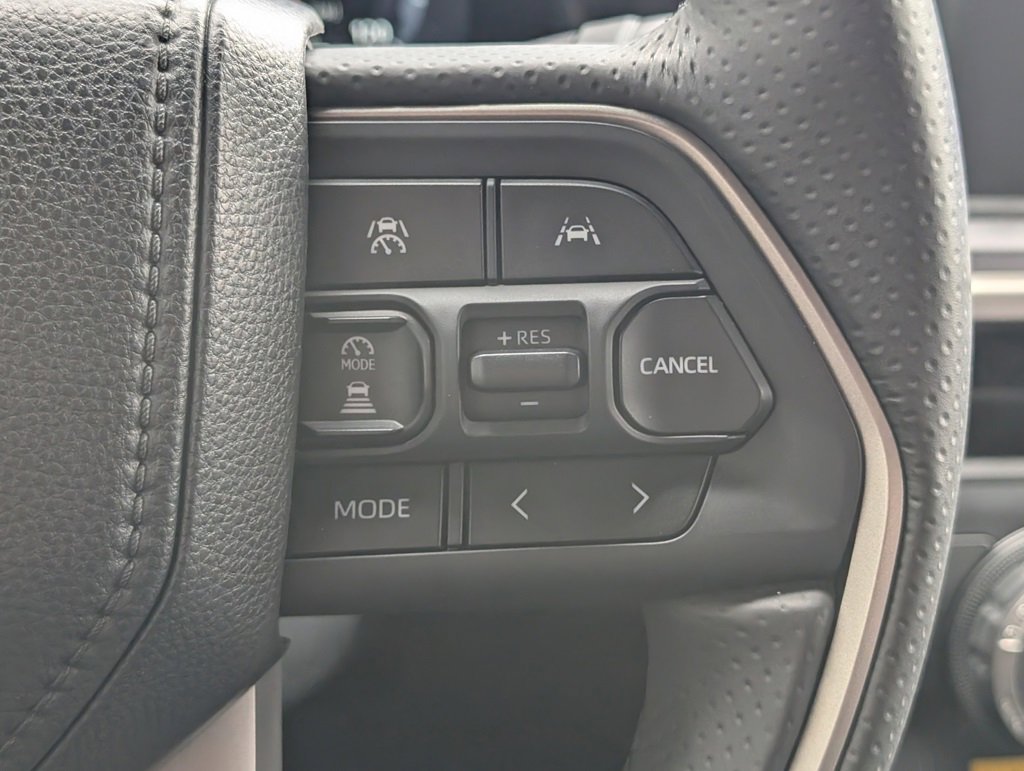 Used 2025 Toyota 4Runner TRD Off-Road image 22