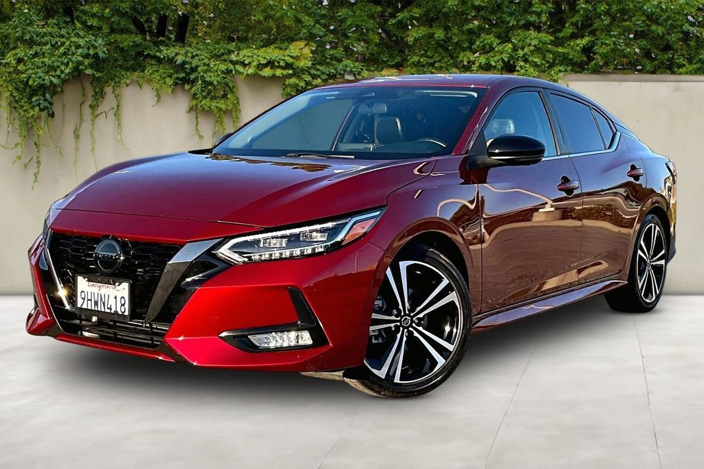 Used 2023 Nissan Sentra SR w/ SR Premium Package image 3