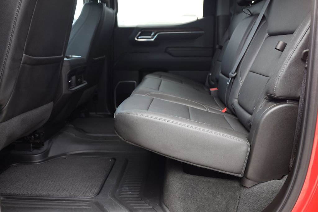 Used 2023 Chevrolet Silverado 1500 RST w/ Rally Edition AWD/4WD image 17