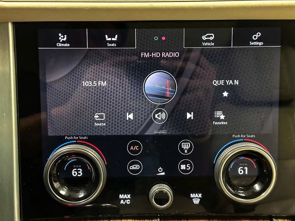 Used 2019 Land Rover Range Rover Supercharged AWD/4WD image 37