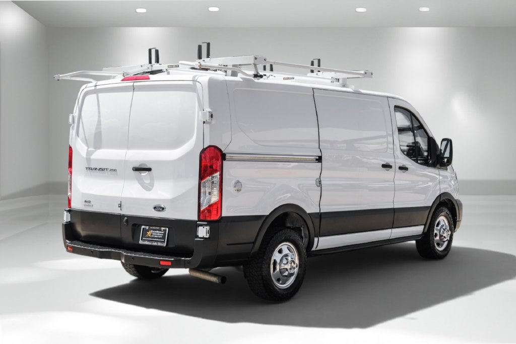 Used 2021 Ford Transit 250 Low Roof AWD image 6