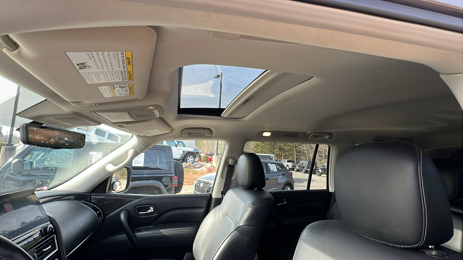 Used 2024 INFINITI QX80 Luxe image 17