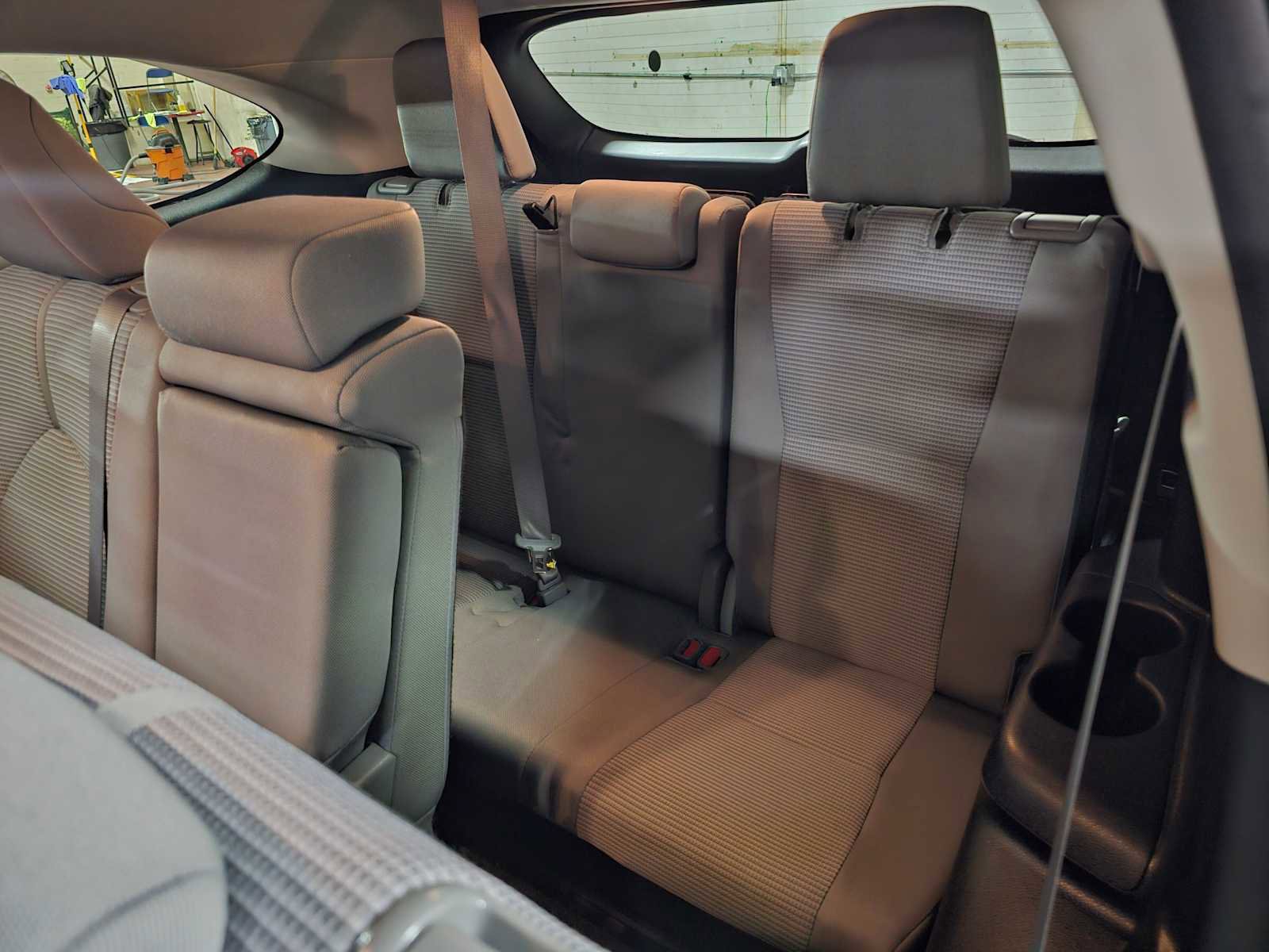 Used 2023 Toyota Highlander LE image 21