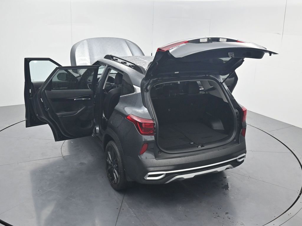 Certified 2023 Kia Seltos Nightfall Edition AWD/4WD image 54