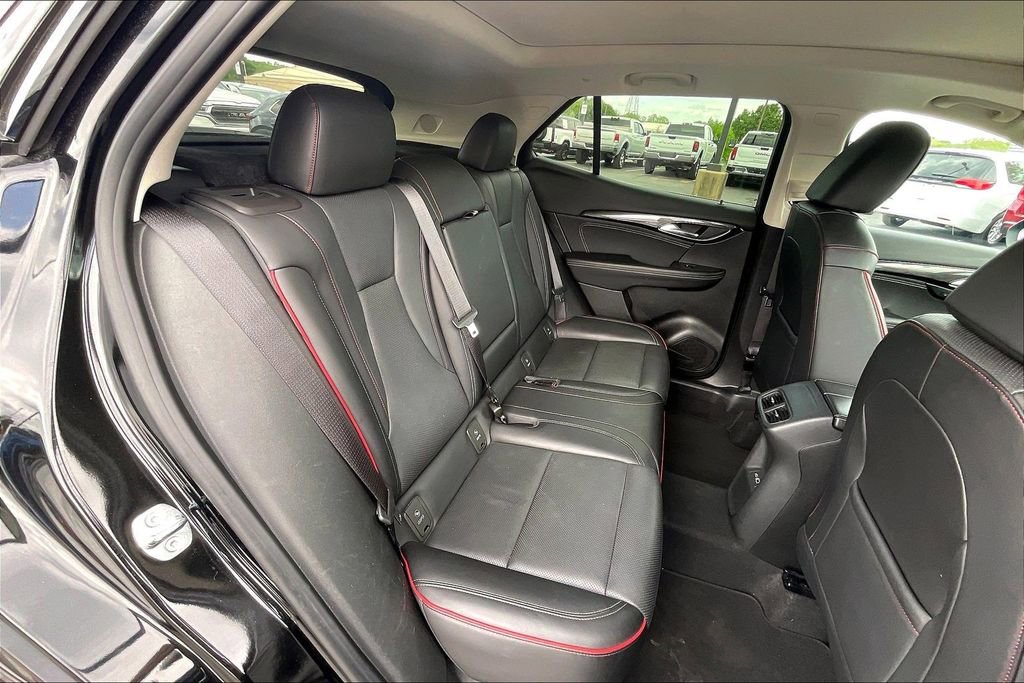 Used 2023 Buick Envision Essence w/ Sport Touring Package image 27