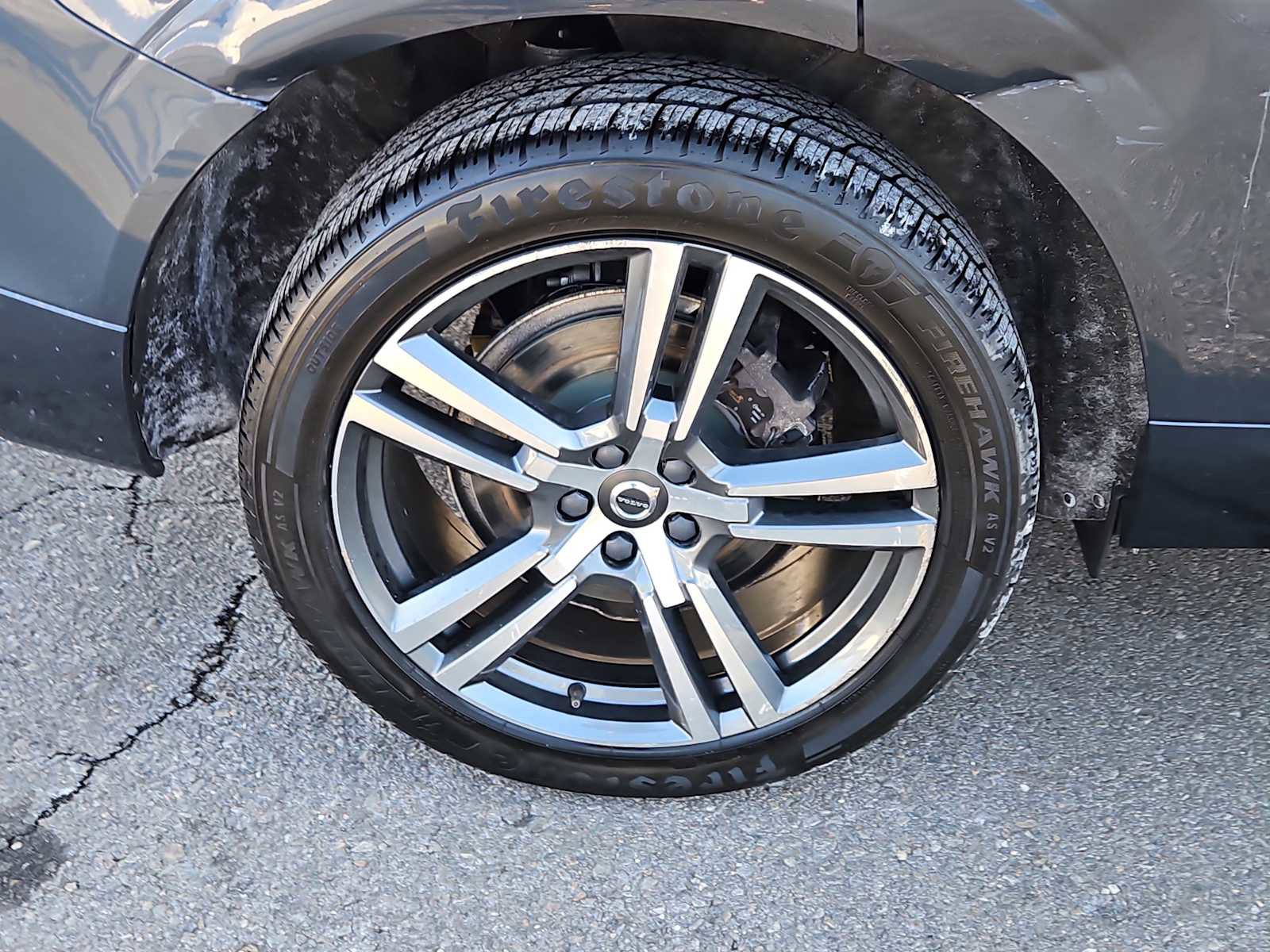 Used 2020 Volvo XC60 T6 Momentum w/ Protection Package Premier image 9