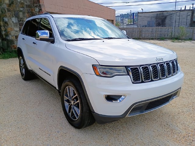 Used 2017 Jeep Grand Cherokee Limited w/ Luxury Group II RWD image 2