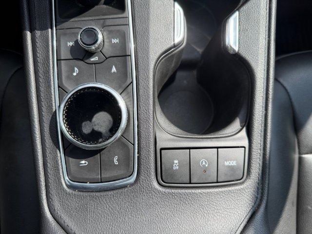 Used 2019 Cadillac XT4 Sport w/ Cold Weather Package AWD/4WD image 22