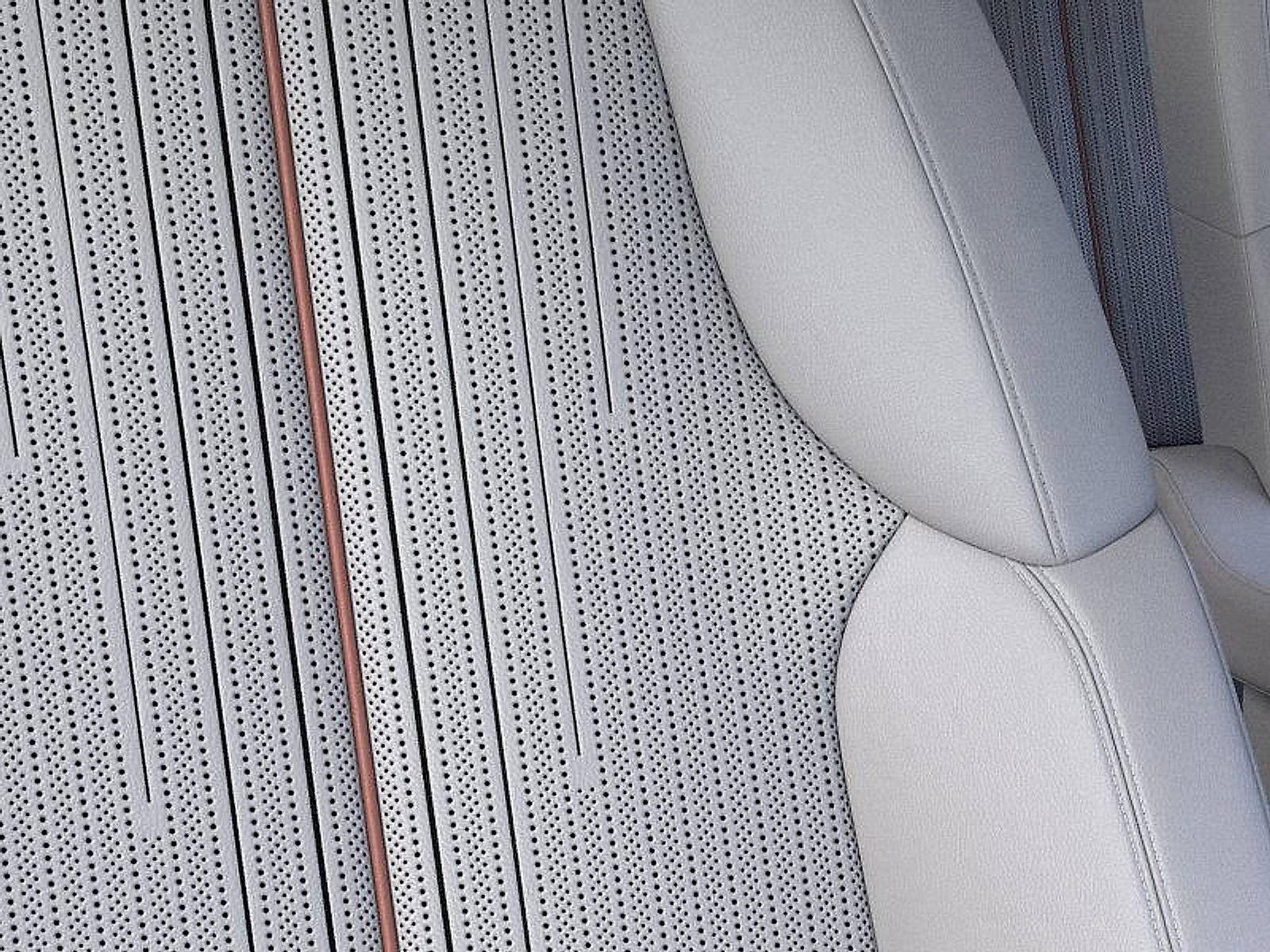 New 2026 Cadillac Vistiq Sport w/ LPO, Floor Liner Package image 21