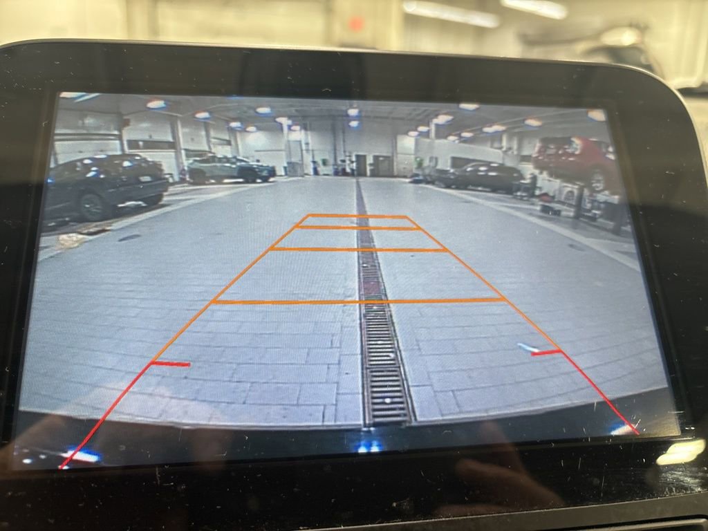 Used 2017 Chevrolet Malibu LT image 11