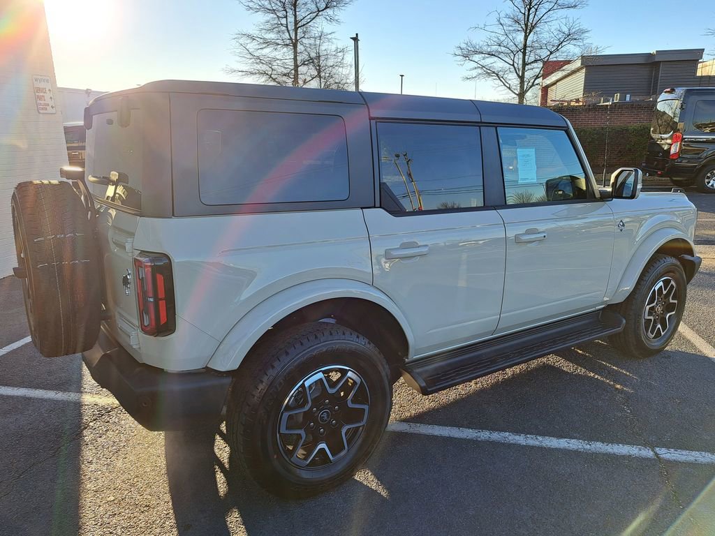 New 2025 Ford Bronco Outer Banks AWD/4WD image 6