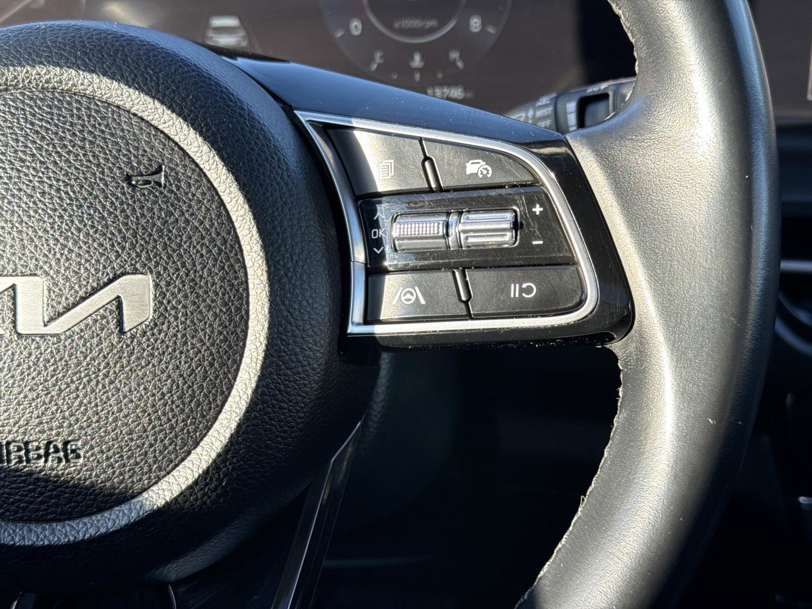 Used 2024 Kia Seltos EX image 8