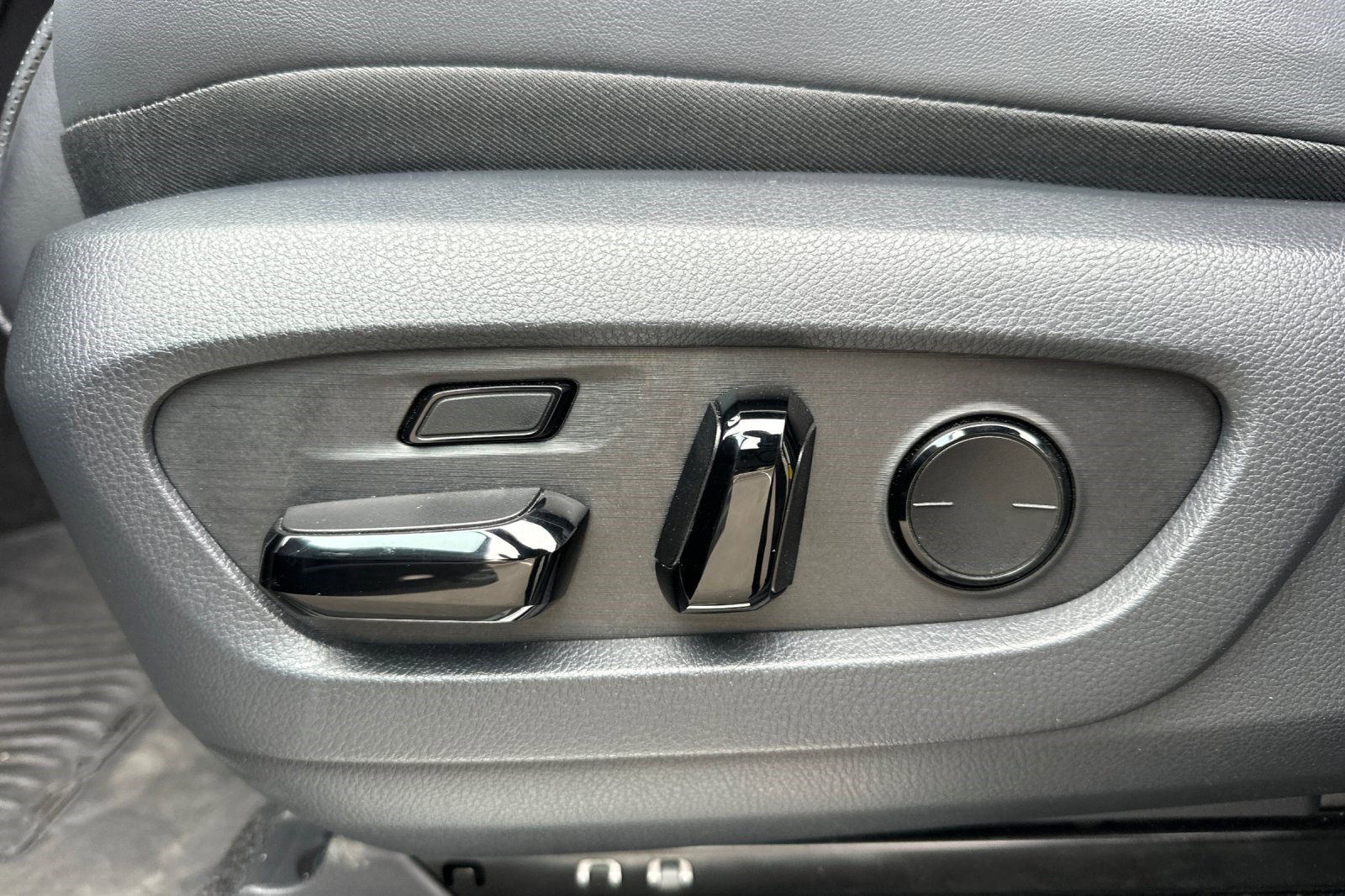 Used 2024 Lexus GX 550 image 14