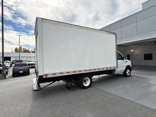Used 2019 Ford E-350 and Econoline 350 Super Duty w/ Power Windows & Locks Group RWD image 9