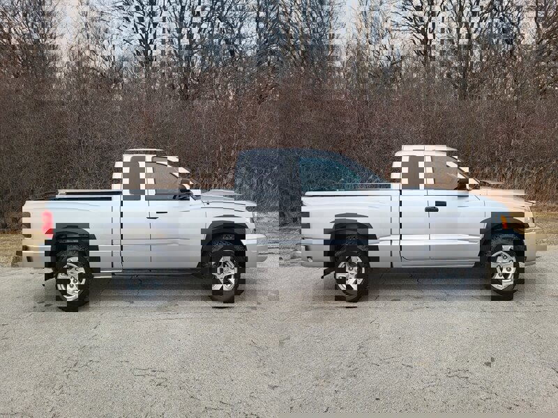 Used 2007 Dodge Dakota SLT w/ Trailer Tow Group image 6