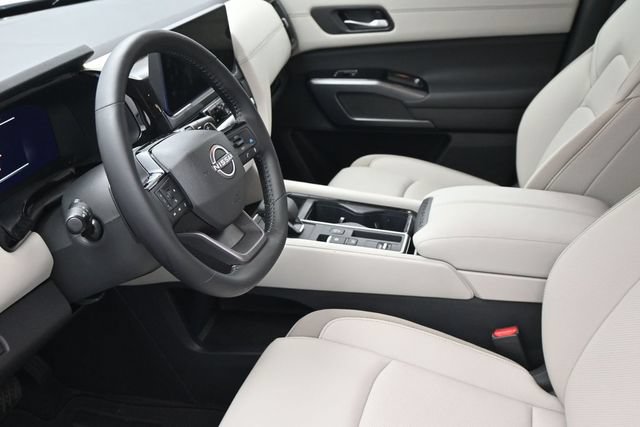 Used 2026 Nissan Pathfinder SL FWD image 26