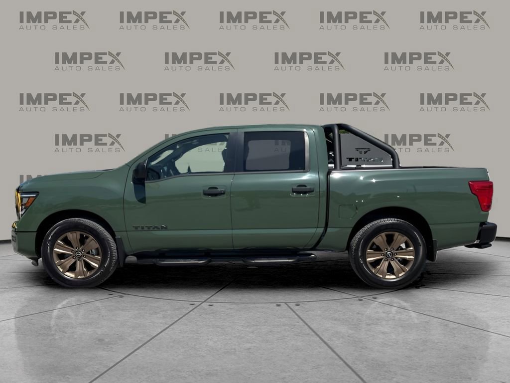 Used 2024 Nissan Titan SV w/ SV Bronze Edition Package image 2